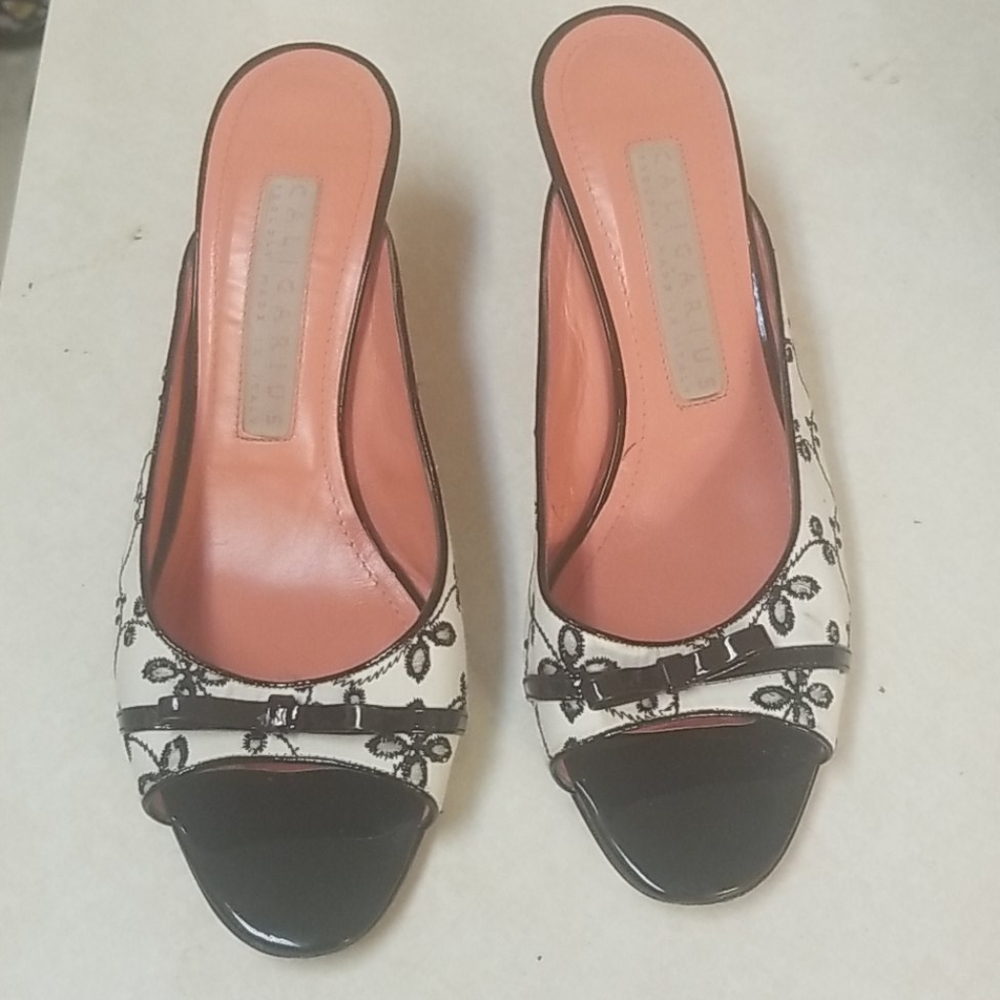 Caligarus open toe mules
